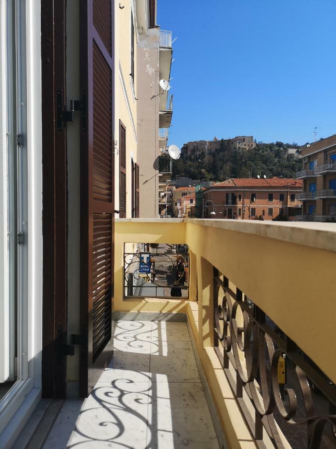 Vittoria Home 44 Terracina Eksteriør billede